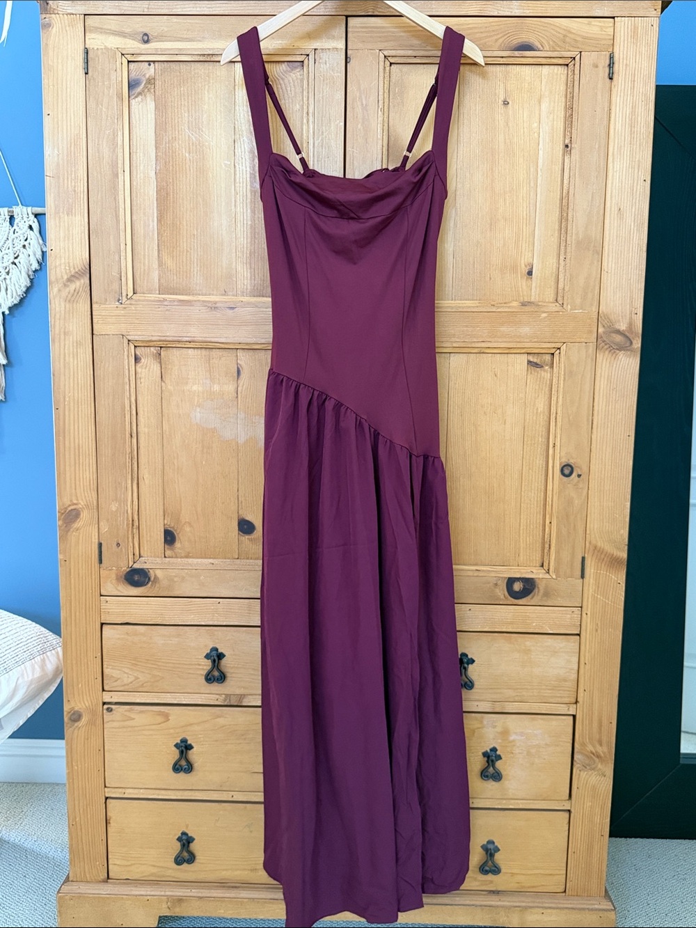 Sleeveless Burgundy Maxi Dress with Cowl Neck